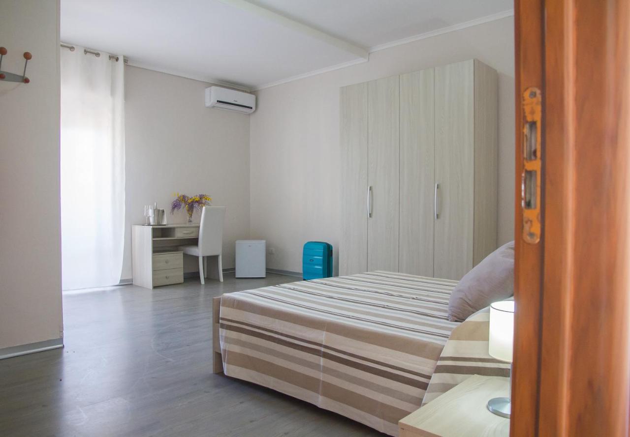 Bluriva Hotel Cirò Marina Zewnętrze zdjęcie