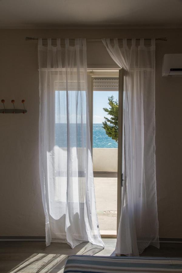Bluriva Hotel Cirò Marina Zewnętrze zdjęcie