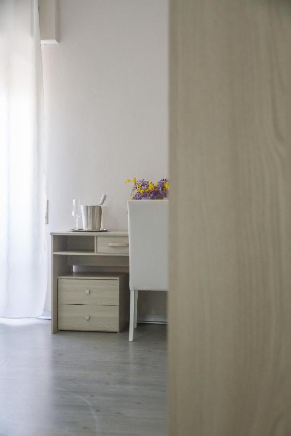 Bluriva Hotel Cirò Marina Zewnętrze zdjęcie