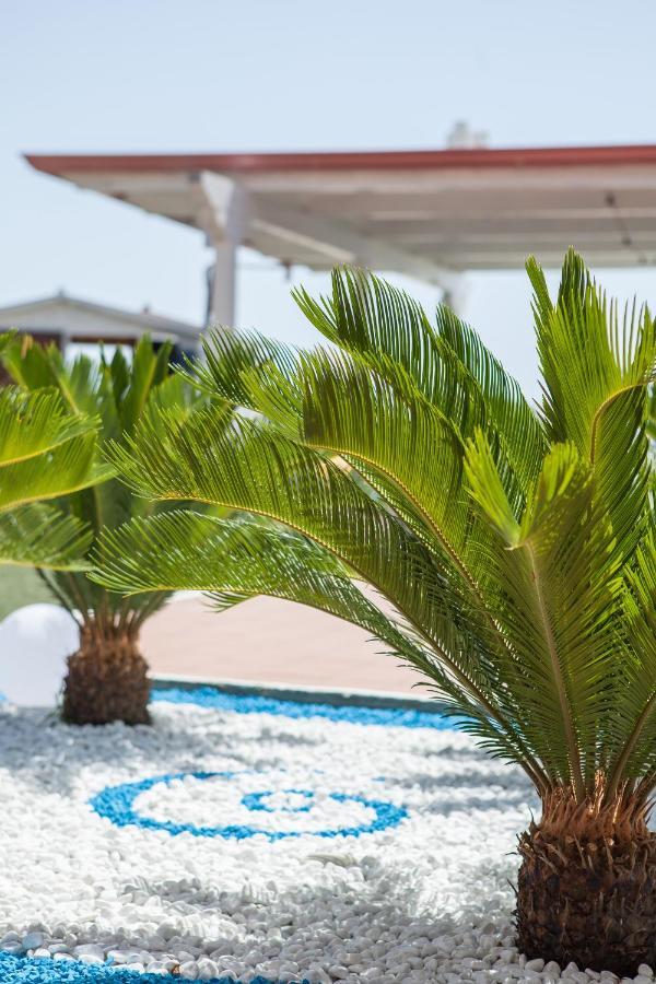Bluriva Hotel Cirò Marina Zewnętrze zdjęcie